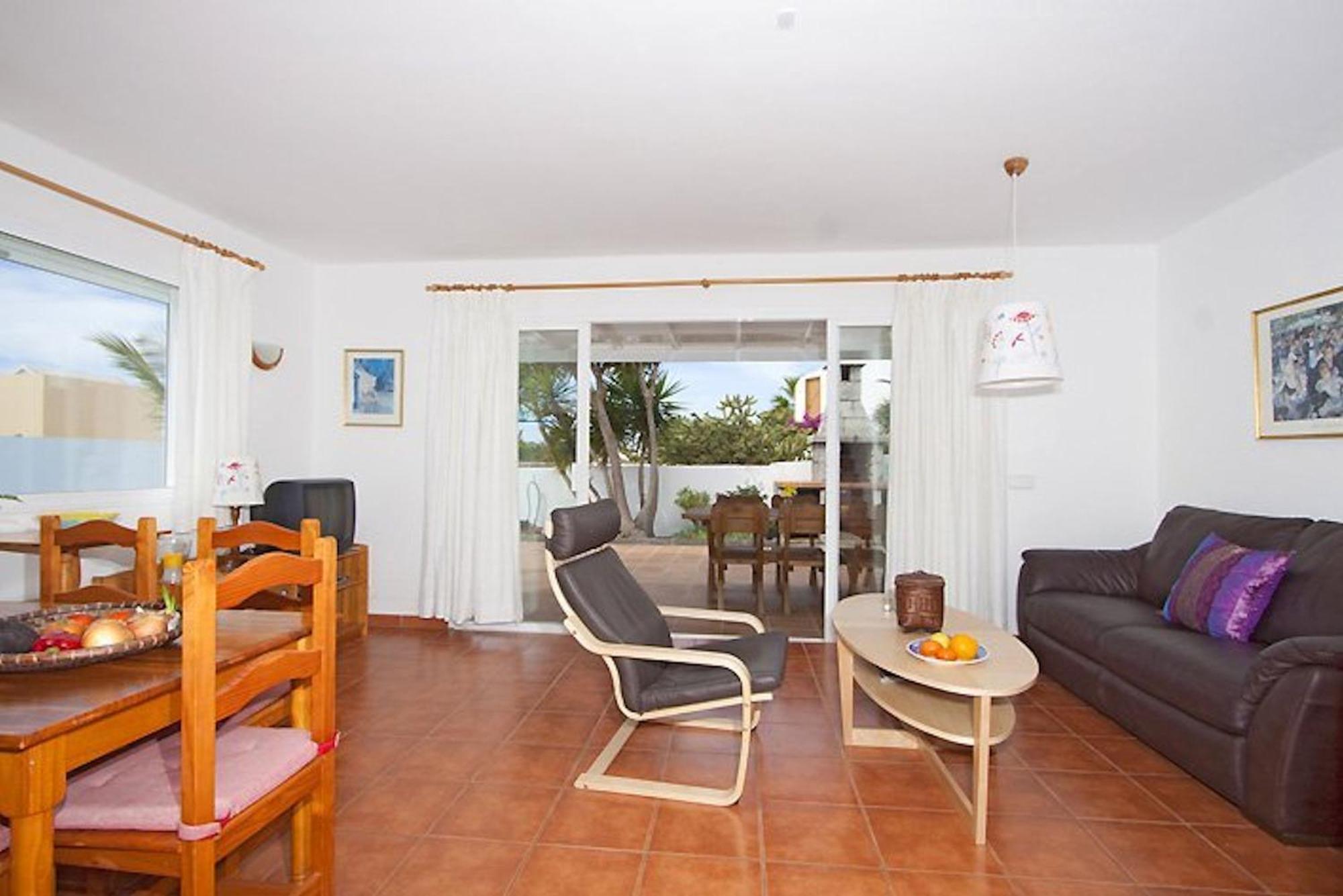 Lovely Los Mojones Villa Casa Jasmine Heated Pool Short Walk To Beach Puerto Del Carmen プエルト・デル・カルメン エクステリア 写真