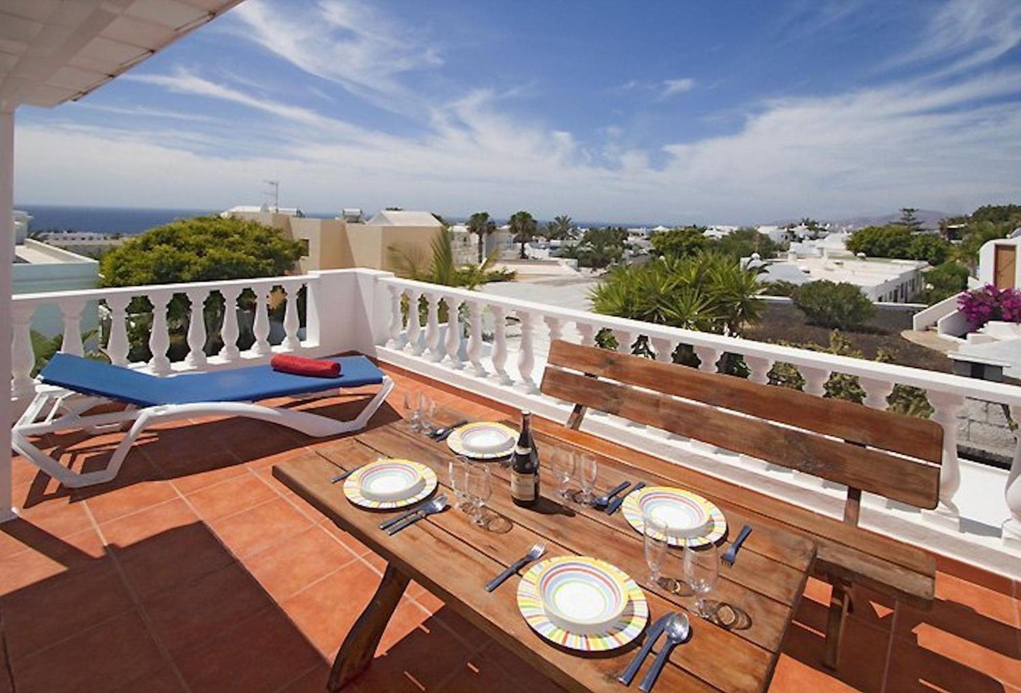 Lovely Los Mojones Villa Casa Jasmine Heated Pool Short Walk To Beach Puerto Del Carmen プエルト・デル・カルメン エクステリア 写真